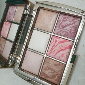 HOURGLASS Ambient Lighting Edit - Sculpture